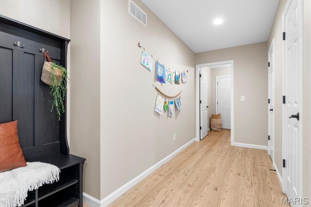 420 Foxtail Drive, Freeburg, IL 62243