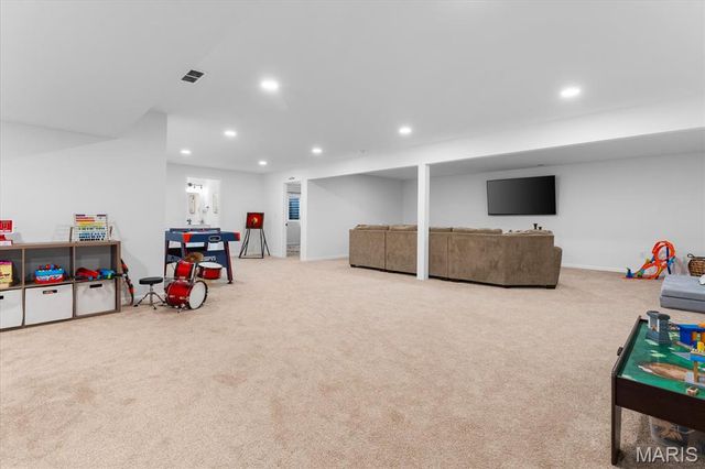 420 Foxtail Drive, Freeburg, IL 62243