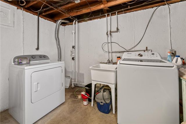 1906 Robin Way, Bethlehem City, PA 18018