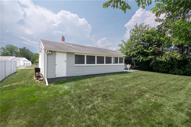 1906 Robin Way, Bethlehem City, PA 18018