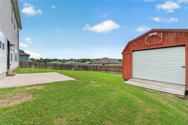 395 Worley Street, Huntsville, AR 72740