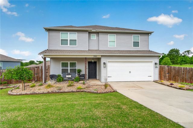 395 Worley Street, Huntsville, AR 72740