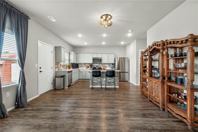395 Worley Street, Huntsville, AR 72740