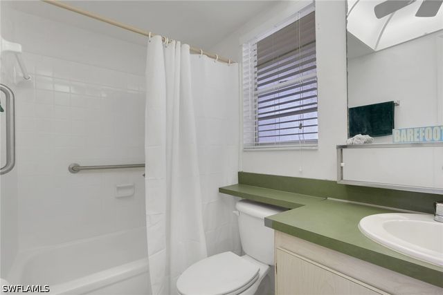 200 Forest Lakes BLVD 108, Naples, FL 34105