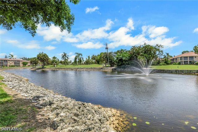 200 Forest Lakes BLVD 108, Naples, FL 34105