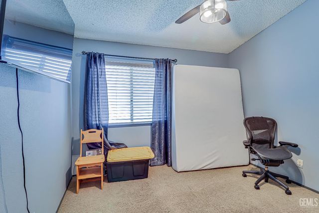 6208 Quaking Aspen Street, Bakersfield, CA 93313