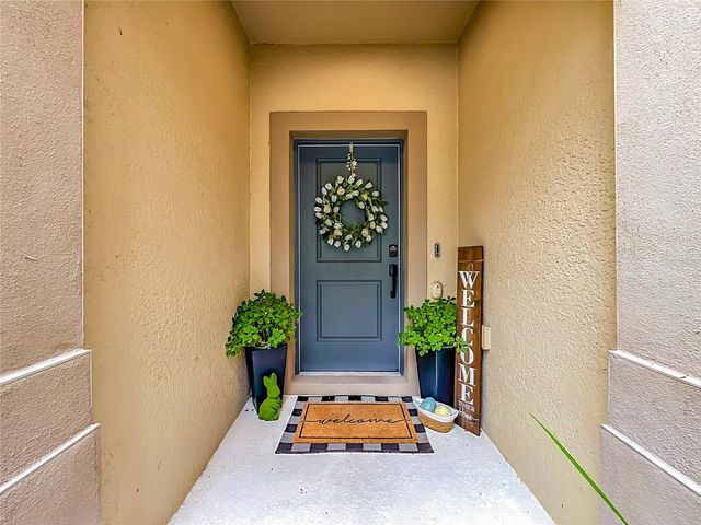 1084 PAVIA DRIVE, Apopka, FL 32703