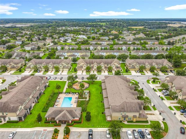 1084 PAVIA DRIVE, Apopka, FL 32703