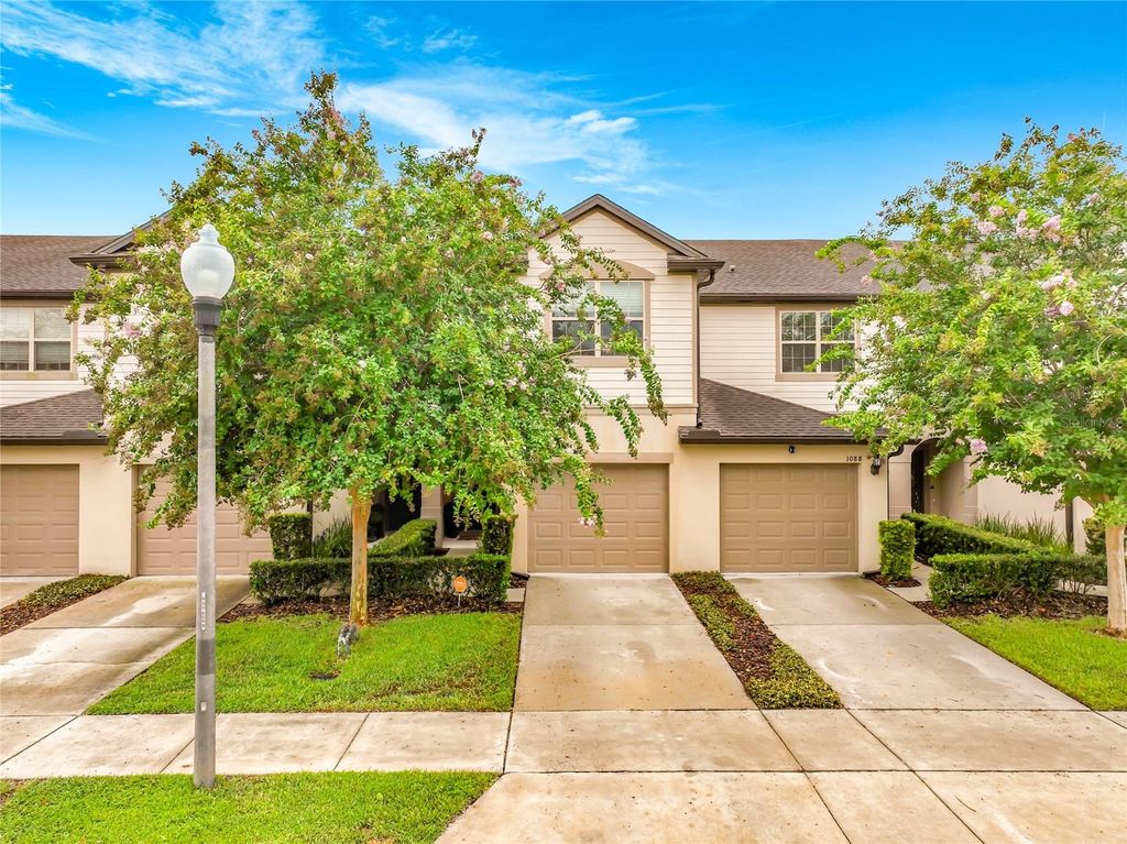 1084 PAVIA DRIVE, Apopka, FL 32703