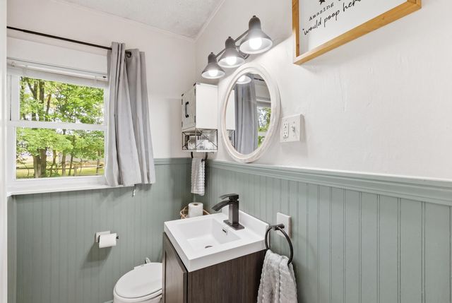 1021 West Street, Three Rivers, MI 49093
