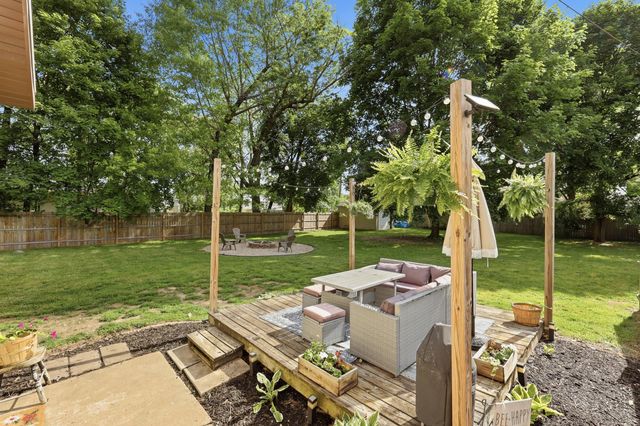 1021 West Street, Three Rivers, MI 49093