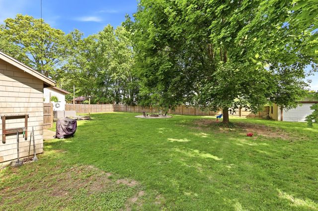 1021 West Street, Three Rivers, MI 49093