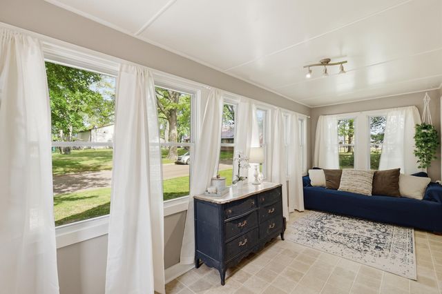 1021 West Street, Three Rivers, MI 49093