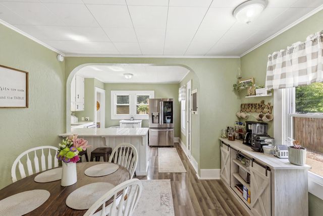 1021 West Street, Three Rivers, MI 49093