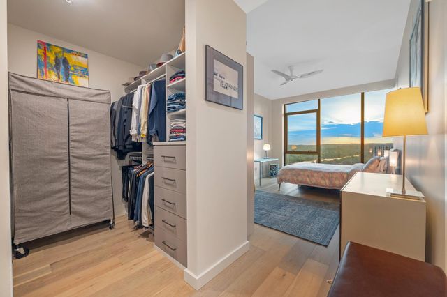 202 Nueces ST 1607, Austin, TX 78701