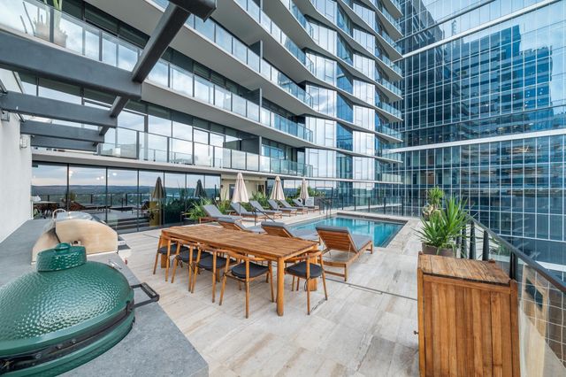 202 Nueces ST 1607, Austin, TX 78701