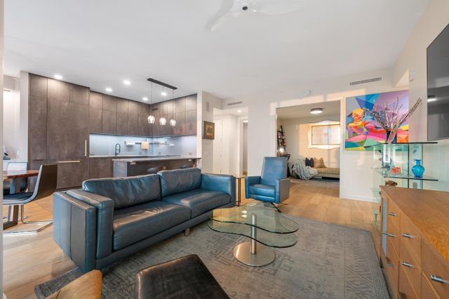 202 Nueces ST 1607, Austin, TX 78701