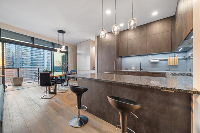 202 Nueces ST 1607, Austin, TX 78701