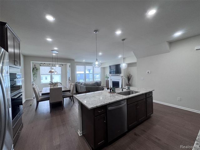 1434 Superior Drive, Milford, MI 48381