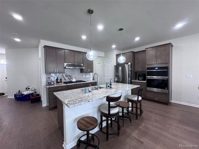 1434 Superior Drive, Milford, MI 48381