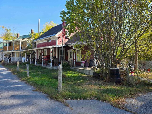 11 Foster Street, Barre City, VT 05641