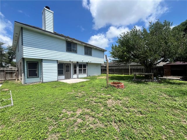3034 Twin Creek Dr, Corpus Christi, TX 78414
