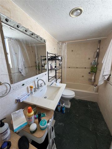 1800 Collins Ave 19C, Miami Beach, FL 33139