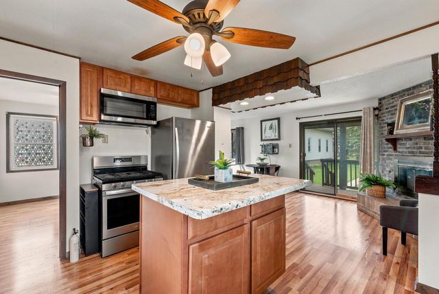 822 S 56th STREET, West Allis, WI 53214