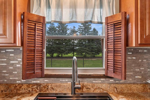 822 S 56th STREET, West Allis, WI 53214