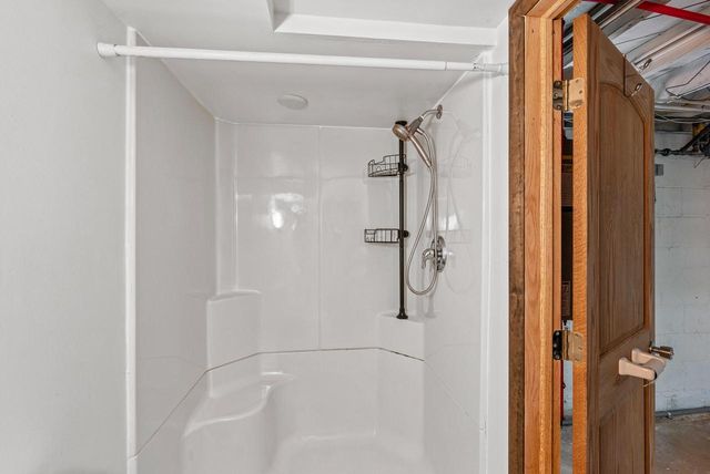 822 S 56th STREET, West Allis, WI 53214