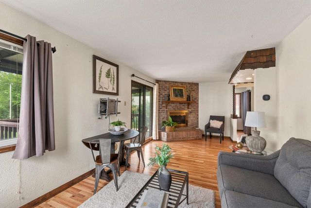 822 S 56th STREET, West Allis, WI 53214