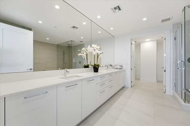 151 N Seabreeze Boulevard 1601-East, Fort Lauderdale, FL 33304