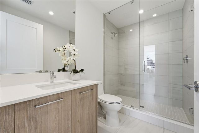 151 N Seabreeze Boulevard 1601-East, Fort Lauderdale, FL 33304