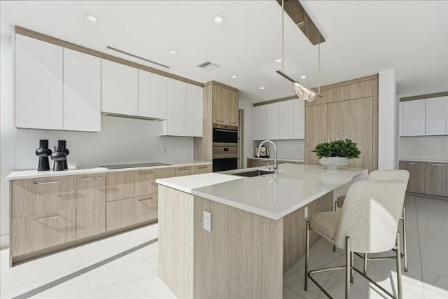 151 N Seabreeze Boulevard 1601-East, Fort Lauderdale, FL 33304