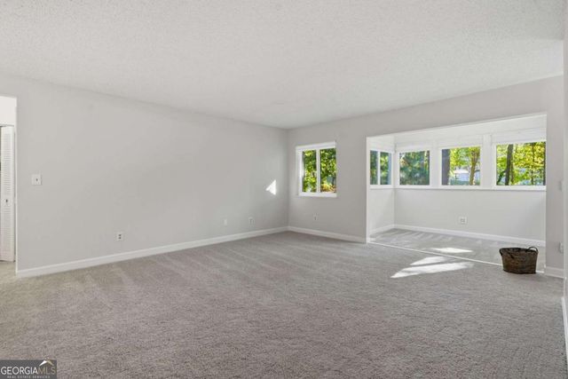 1015 Wingate Way, Atlanta, GA 30350