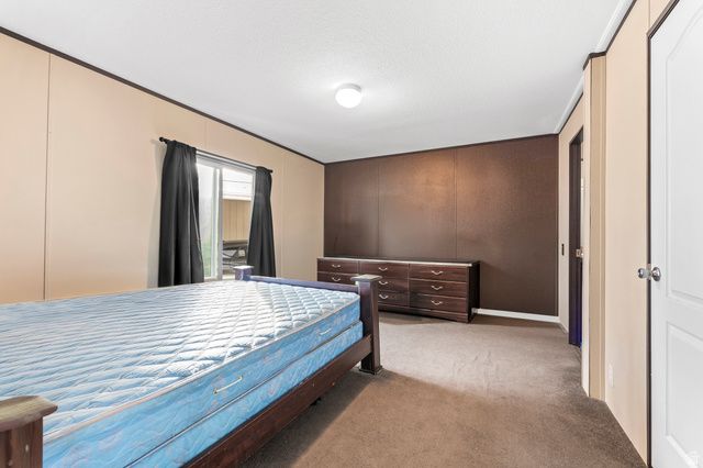 219 E DETROITER CIR, Murray, UT 84107