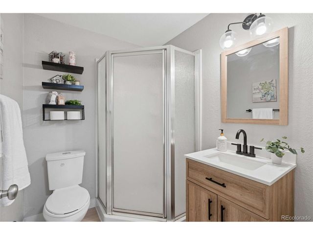 3145 S Fox St, Englewood, CO 80110