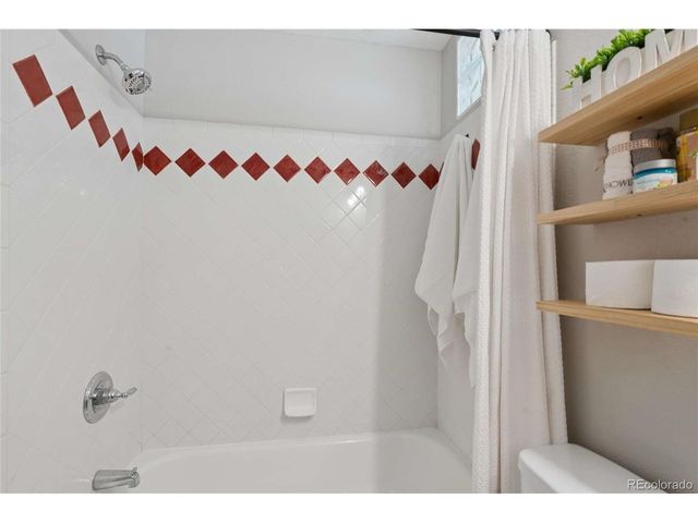 3145 S Fox St, Englewood, CO 80110