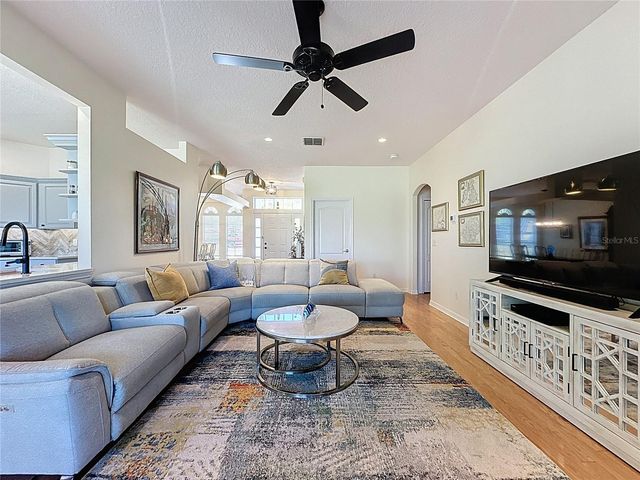 3842 AVON COURT, Clermont, FL 34711