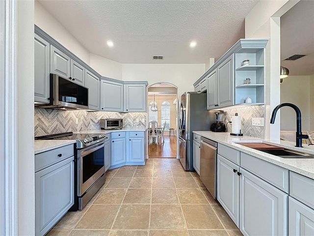 3842 AVON COURT, Clermont, FL 34711