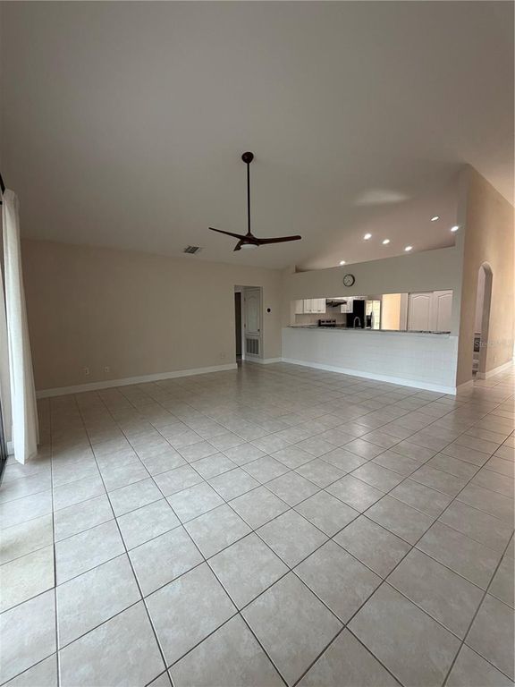 Image 15 of property listing at 731 FORESTGREEN COURT, Orlando, FL 32828