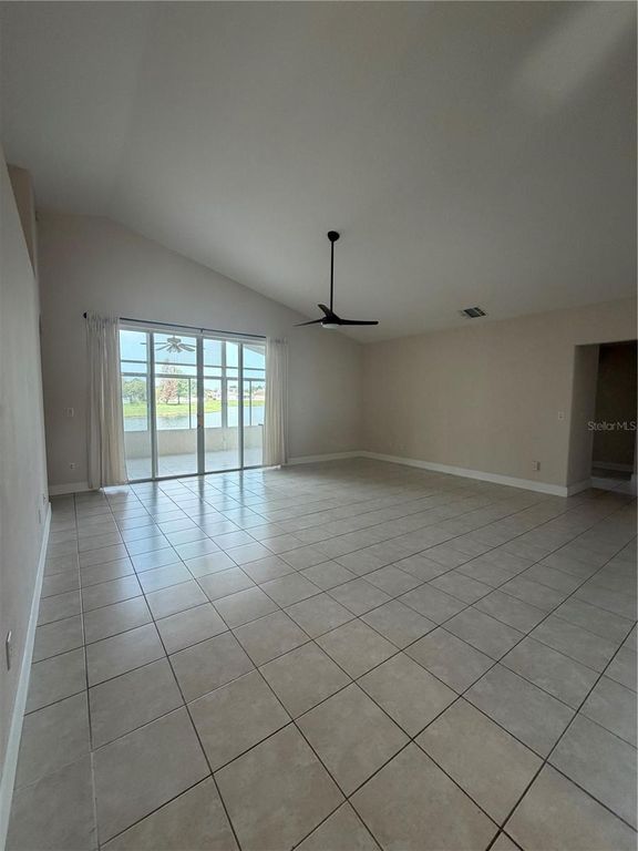 Image 17 of property listing at 731 FORESTGREEN COURT, Orlando, FL 32828