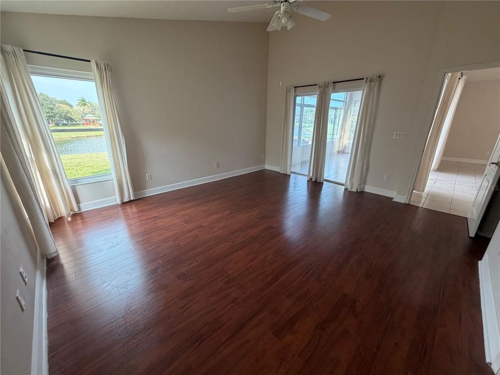 Image 22 of property listing at 731 FORESTGREEN COURT, Orlando, FL 32828
