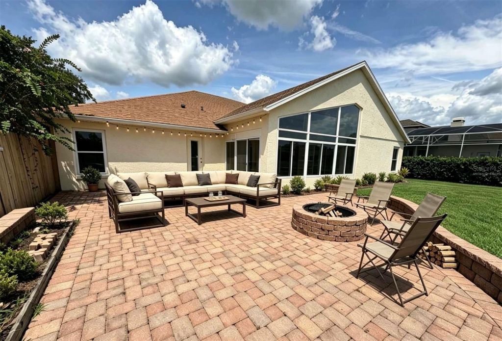 Image 31 of property listing at 731 FORESTGREEN COURT, Orlando, FL 32828