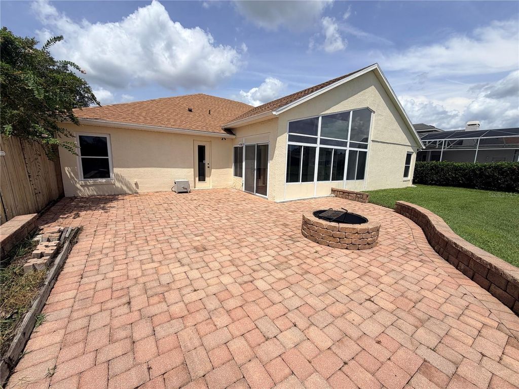 Image 33 of property listing at 731 FORESTGREEN COURT, Orlando, FL 32828