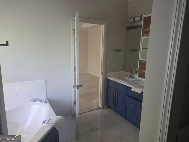 3205 HALEYS Way, Conyers, GA 30013