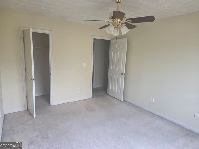 3205 HALEYS Way, Conyers, GA 30013