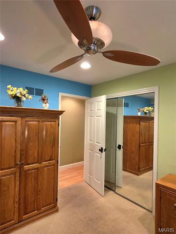 1111 Ecko Lane, Washington, MO 63090