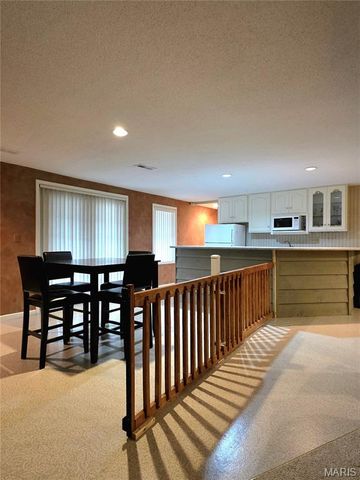 1111 Ecko Lane, Washington, MO 63090