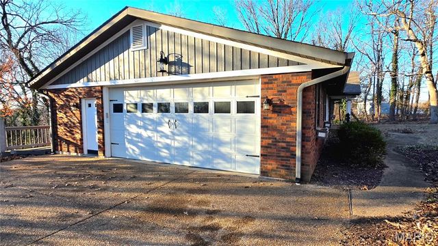 1111 Ecko Lane, Washington, MO 63090